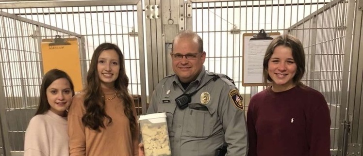 SGHS FCCLA Members Bake & Donate Treats to Animal Shelter