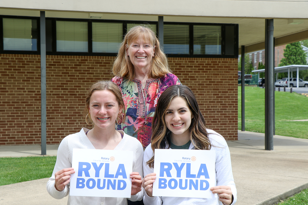 SGHS Students Recognized for Leadership Conferences