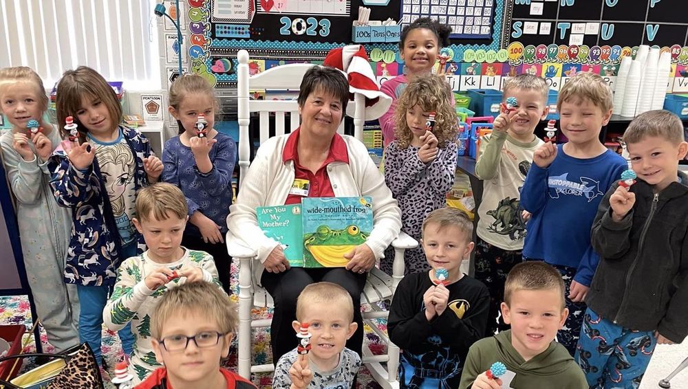Ste. Genevieve Elementary & Bloomsdale Elementary Celebrate  Read-On Missouri Week