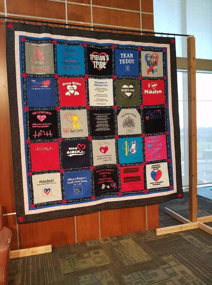 Photo of the t-shirt quilt.