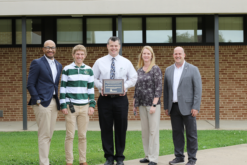 Ste. Genevieve High School Awarded 2018-2019 Best Partners Plaque from SEMO College of Education, Health and Human Studies