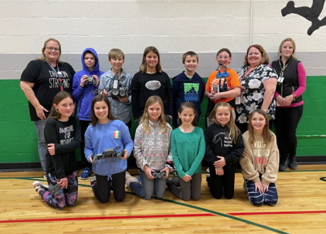 SGE  Students Complete Robotics Club & Place in Scrimmage