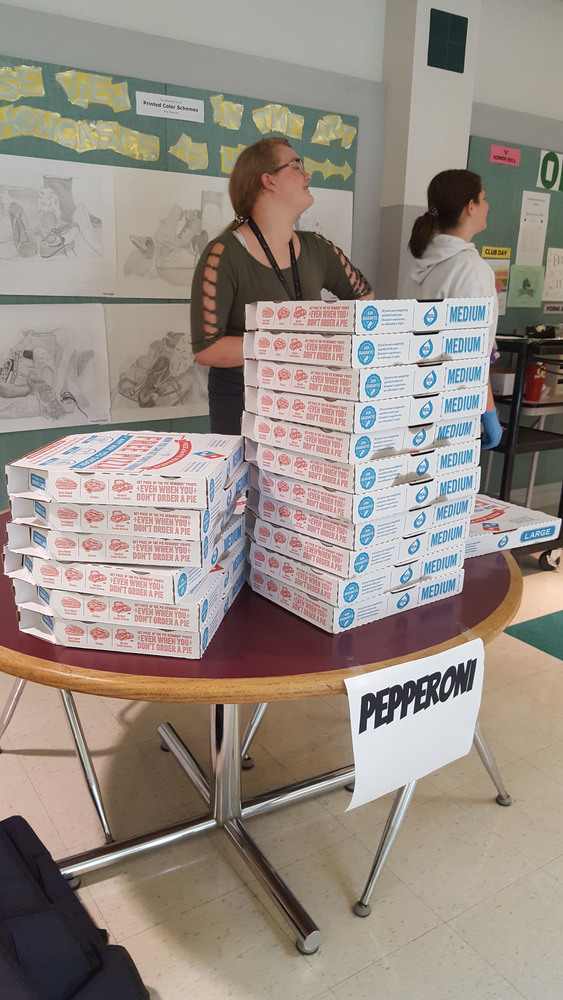 FCCLA Sponsors Pizza & Kona Ice Fundraiser for Faculty Member in Need
