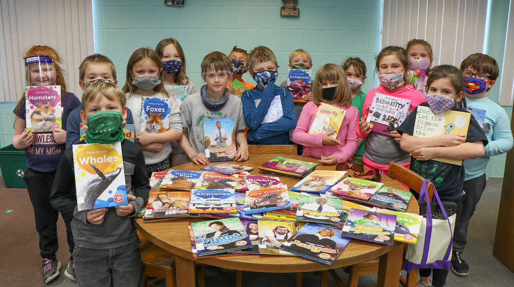 Ste. Genevieve Elementary Bobby G. Webb Library Receives Annual Donation from Webbs