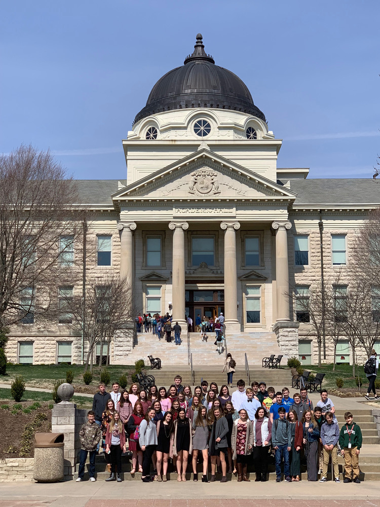 SGMS Students Compete in Regional National History Day STE. GENEVIEVE