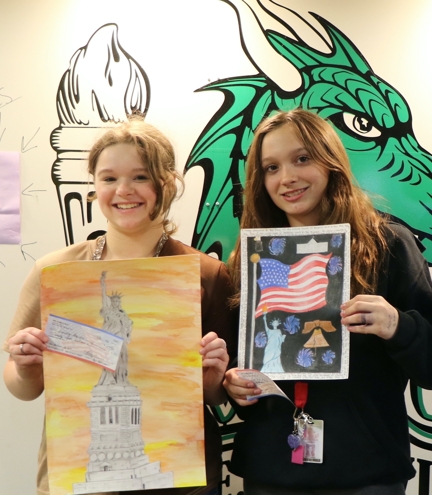SGMS Students Recognized in Art Contest