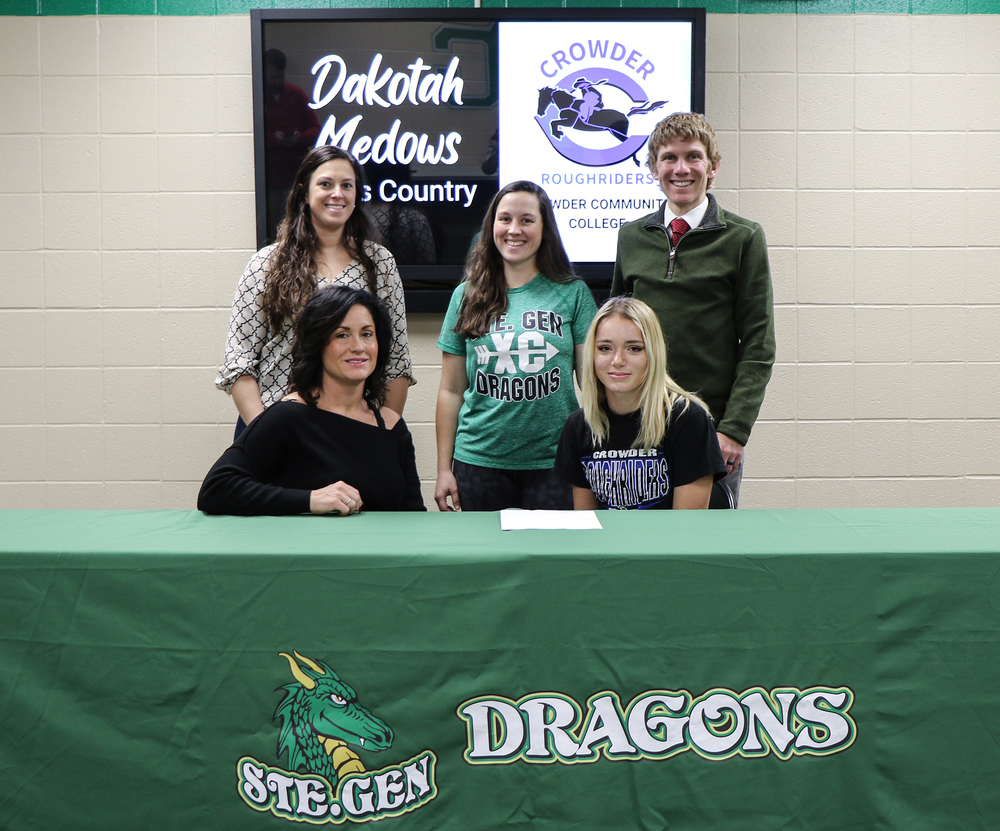 Ste. Genevieve High School Senior Dakotah Medows Signs with Crowder College STE. GENEVIEVE