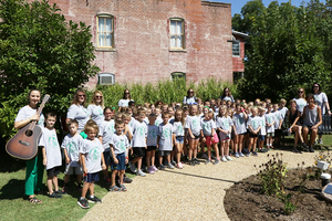 Ste. Genevieve Elementary First Graders Welcome Relay of Voices