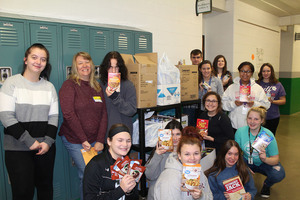 SGHS FCCLA Organizes Thanksgiving Dinner Kit Food Drive